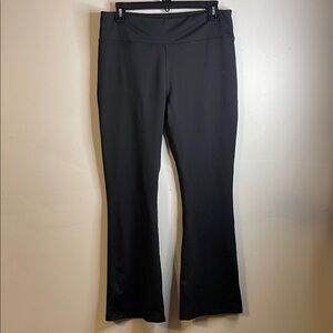 Xersion Girls Black Leggings with Flare Leg Size XL (18.5P) EUC